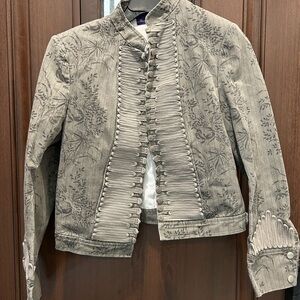 Elegant Gray Embroidered Women's Jacket - EUC